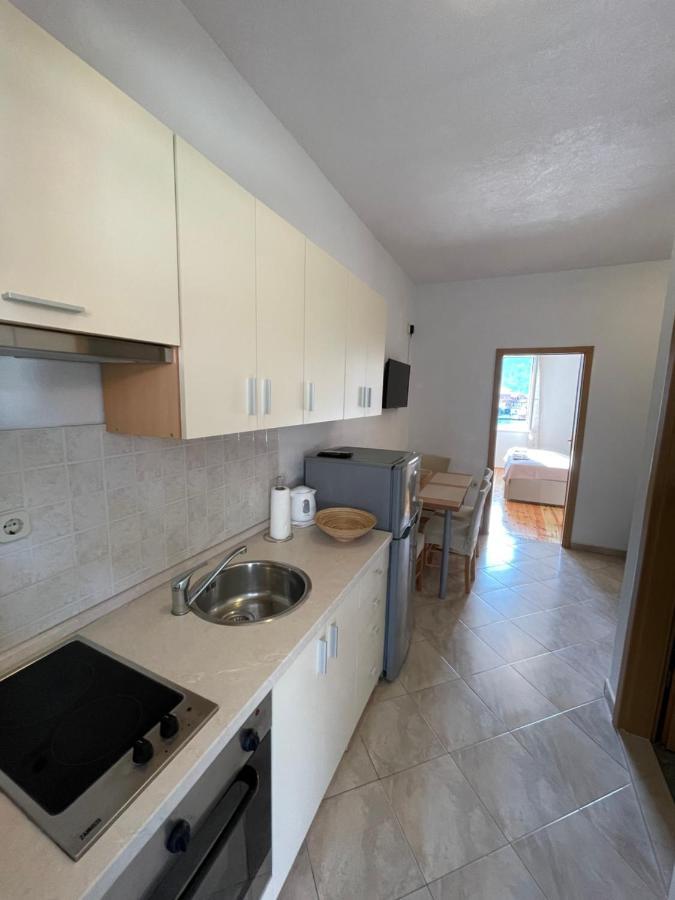 Ivan i Matej Apartments Blace Buitenkant foto