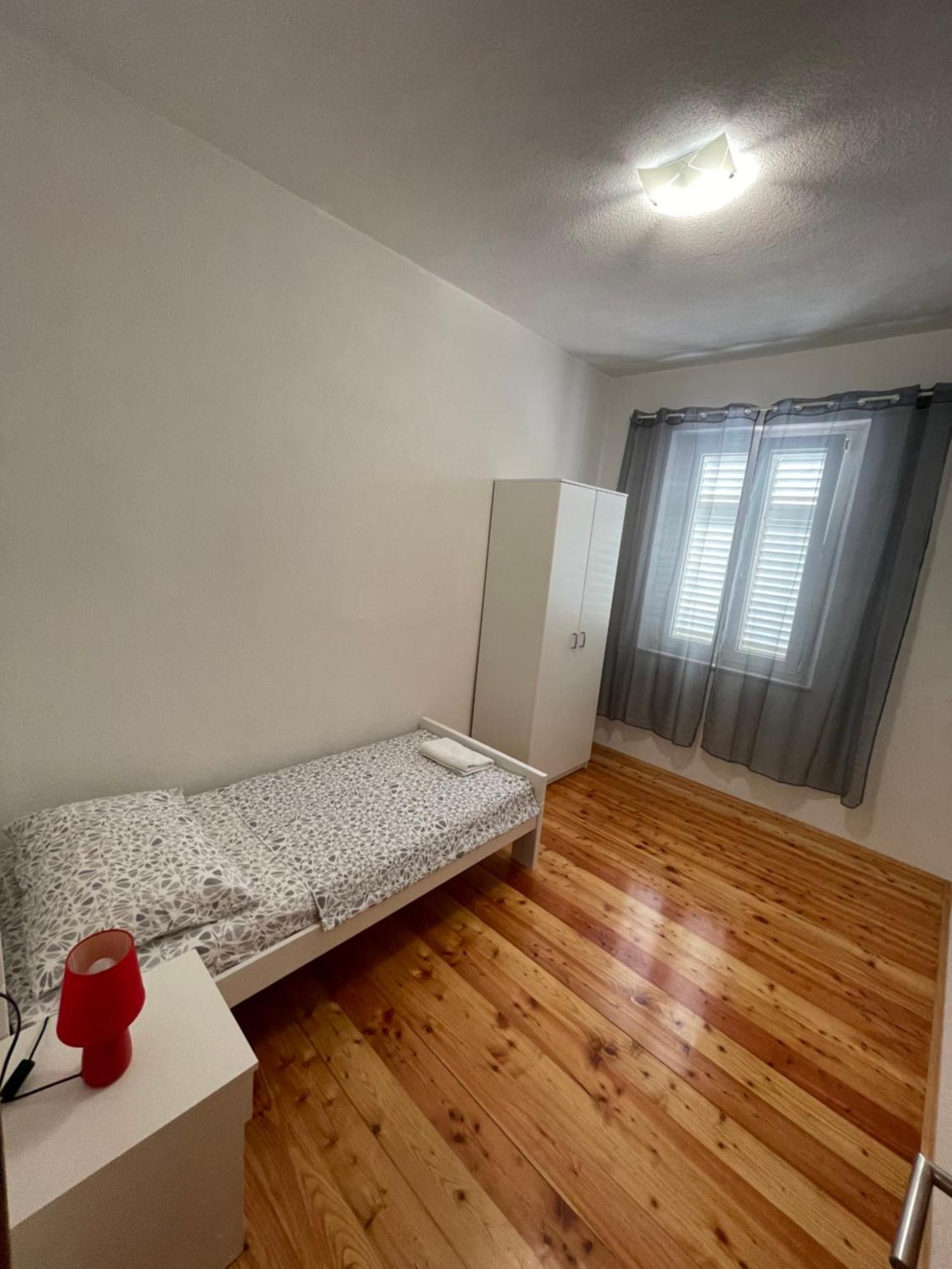 Ivan i Matej Apartments Blace Buitenkant foto