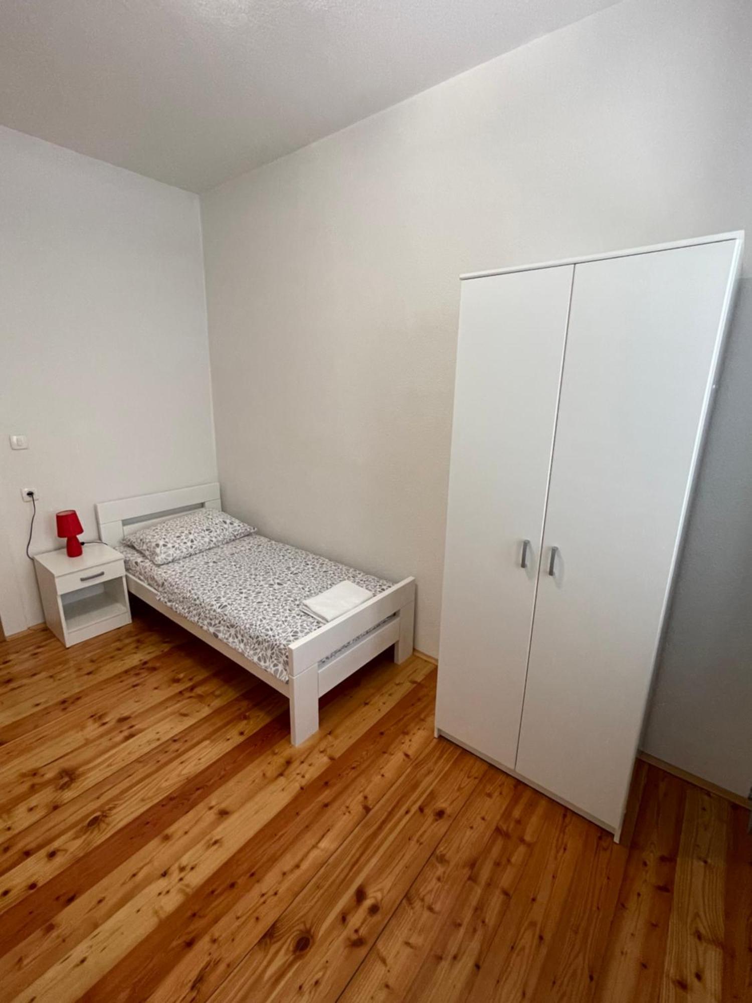 Ivan i Matej Apartments Blace Buitenkant foto